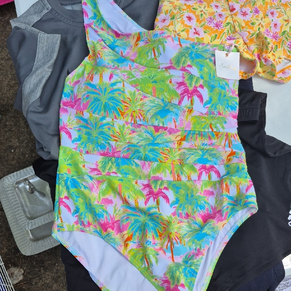 SweetHoney Tropical Print Swimsuit